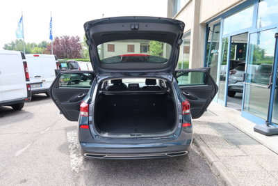 Hyundai i30 Station Wagon 1.0 t-gdi 48V Prime 120cv dct (10)