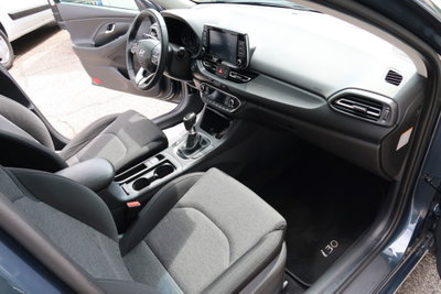 Hyundai i30 Station Wagon 1.0 t-gdi 48V Prime 120cv dct (9)