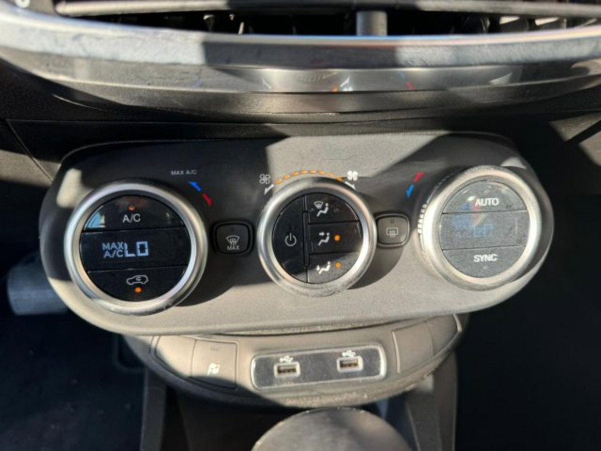 Fiat 500X 1.3 T4 150 CV DCT Cross (13)