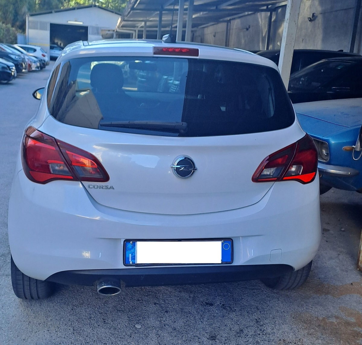 Opel Corsa 1.4 90CV GPL Tech 5 porte b-Color (4)