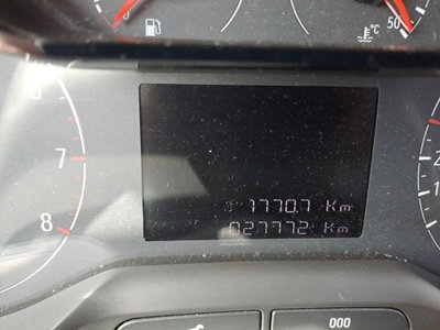 Opel Crossland X 1.2 12V Innovation (8)
