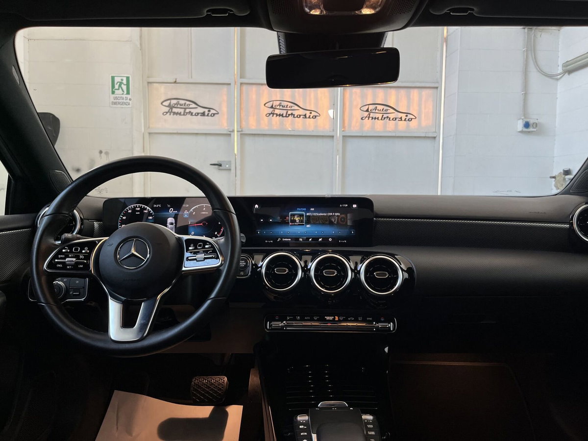 Mercedes-Benz Classe A 180 d Automatic Executive (10)