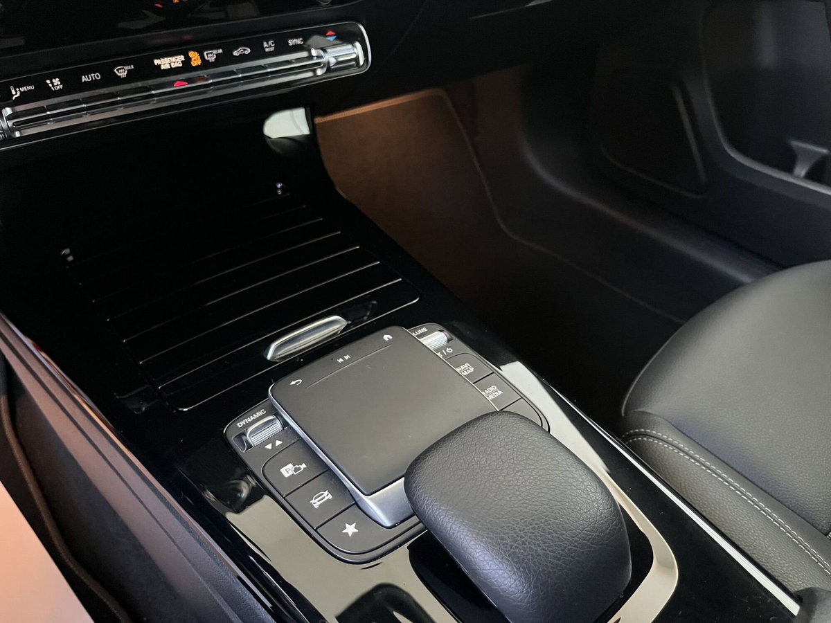 Mercedes-Benz Classe A 180 d Automatic Executive (15)