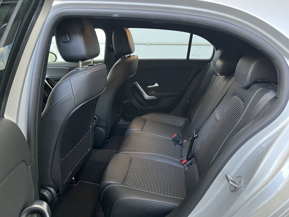 Mercedes-Benz Classe A 180 d Automatic Executive (8)