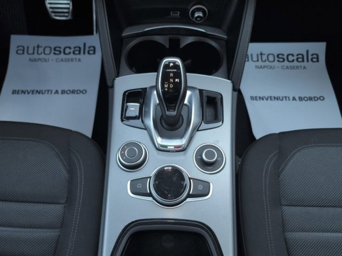 Alfa Romeo Stelvio Stelvio 2.2 Turbodiesel 160 CV AT8 RWD Sprint (18)