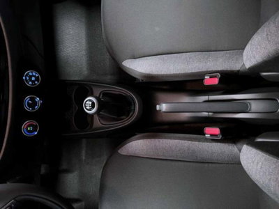 Toyota Aygo X 1.0 Active 72cv (17)