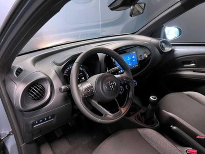 Toyota Aygo X 1.0 Active 72cv (8)