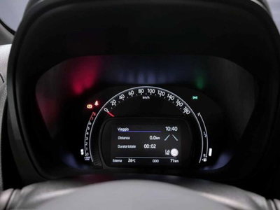 Toyota Aygo X 1.0 Active 72cv (12)