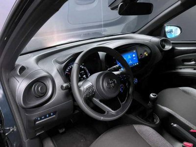 Toyota Aygo X 1.0 Active 72cv (9)