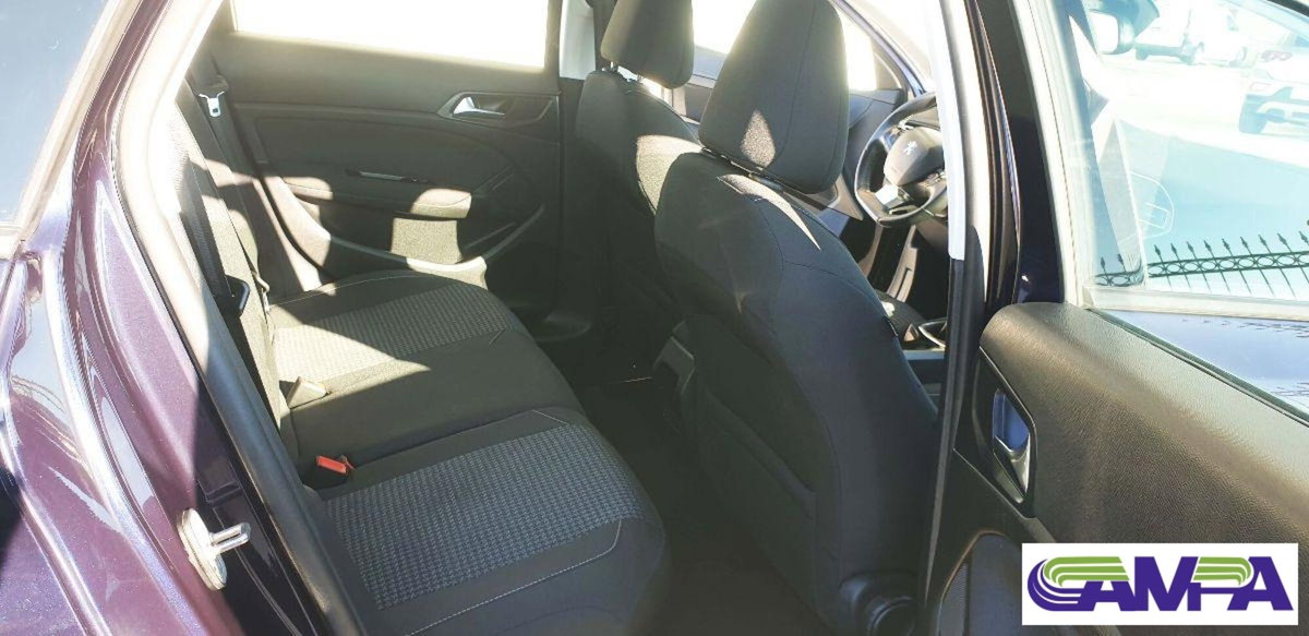 Peugeot 308 SW BlueHDi 130 S&S Business (8)