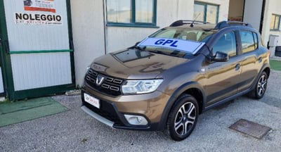 Dacia Sandero Stepway 1.0 TCe 100CV ECO-G 15th Anniversary usata