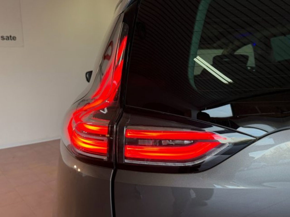 Renault Espace dCi 160CV EDC Energy Initiale Paris 4Control (14)