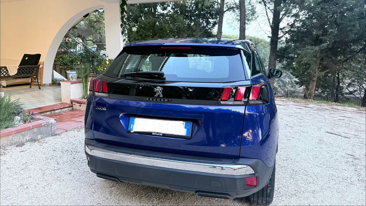 Peugeot 3008 BlueHDi 130 S&S Allure (14)