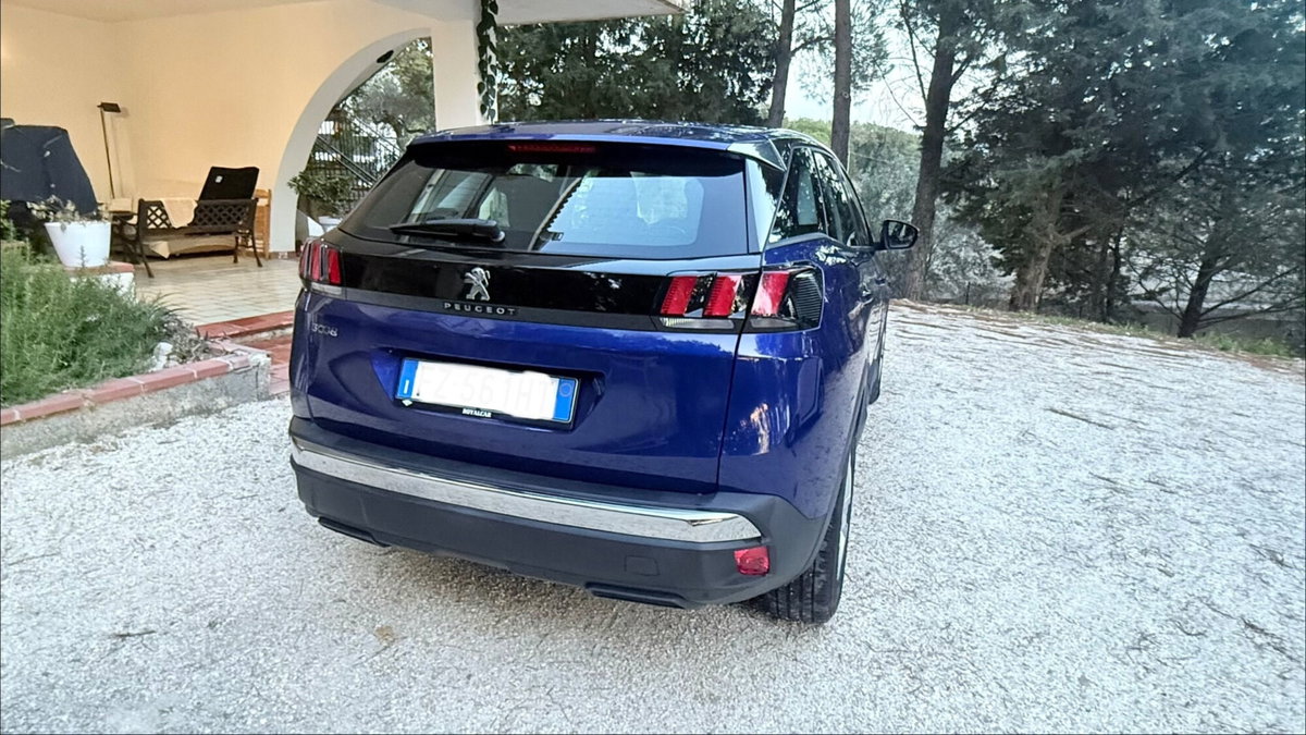 Peugeot 3008 BlueHDi 130 S&S Allure (3)
