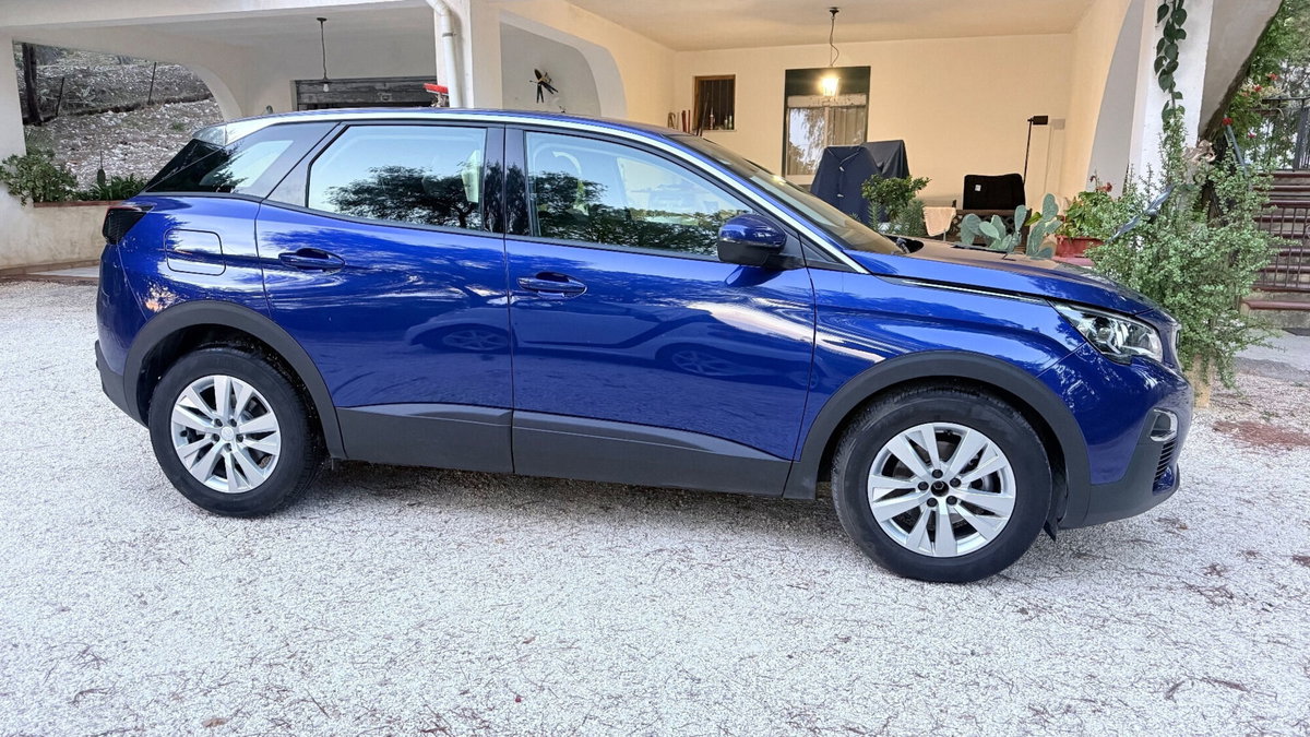 Peugeot 3008 BlueHDi 130 S&S Allure (7)