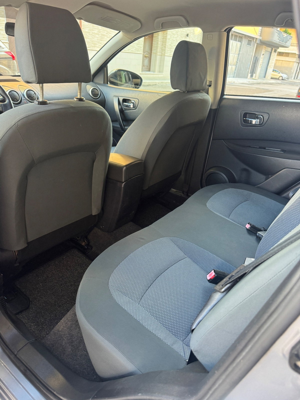 Nissan Qashqai 1.5 dCi DPF Tekna (7)