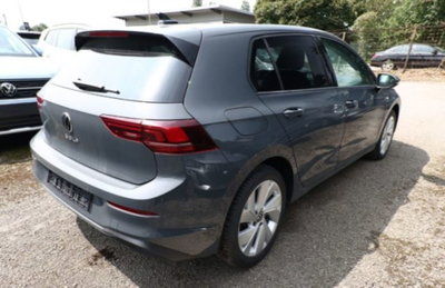 Volkswagen Golf Variant 2.0 TDI 150 CV DSG SCR 4Motion R-Line (2)