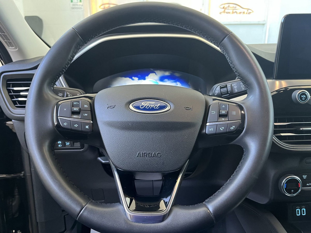 Ford Kuga 1.5 EcoBlue 120 CV 2WD Titanium (10)