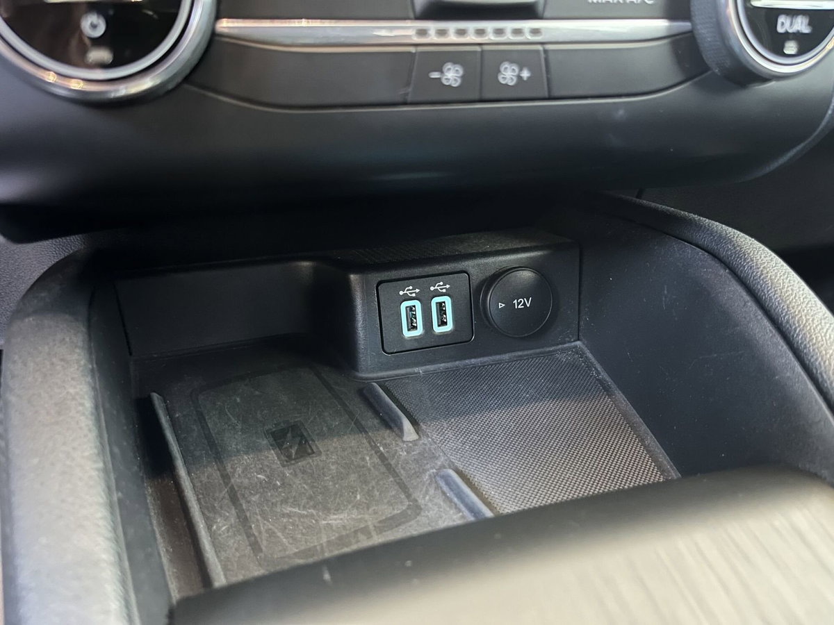 Ford Kuga 1.5 EcoBlue 120 CV 2WD Titanium (16)