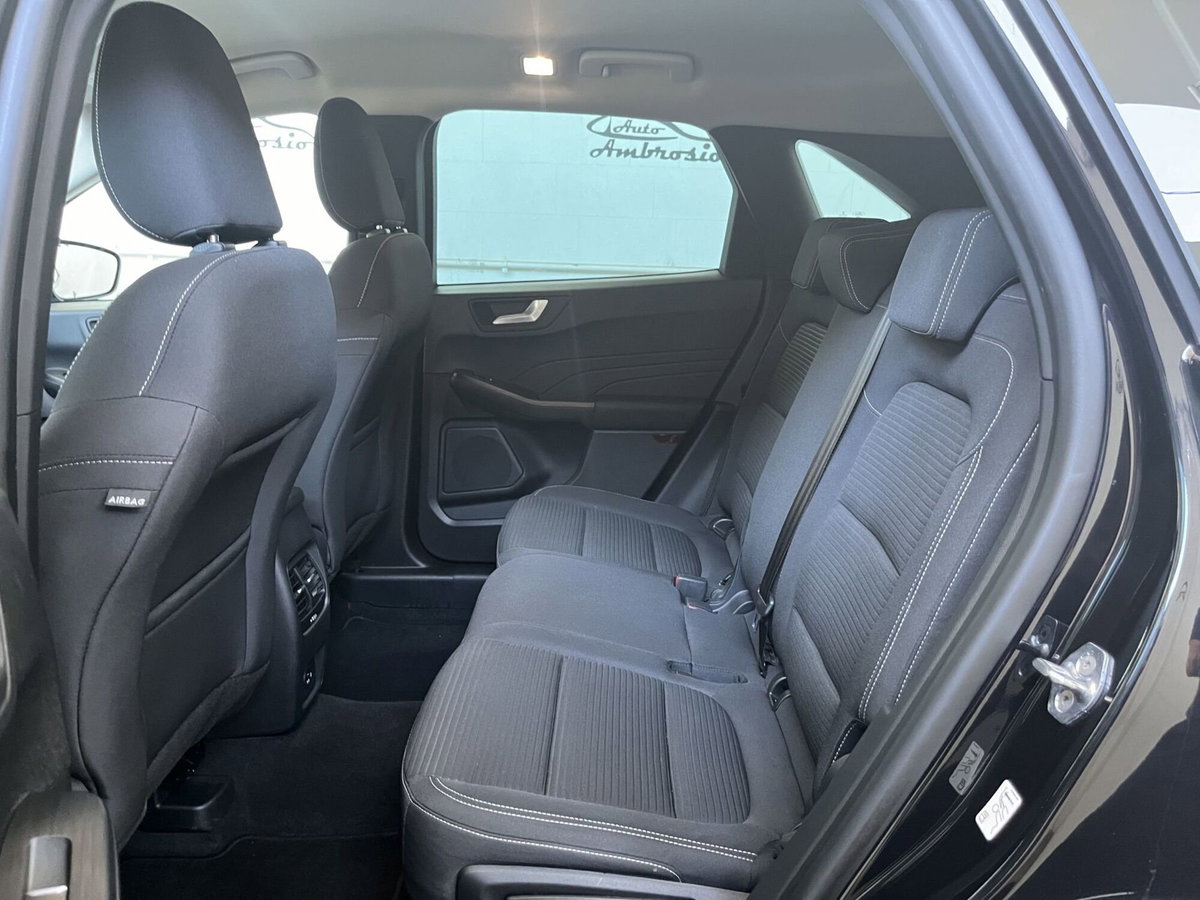 Ford Kuga 1.5 EcoBlue 120 CV 2WD Titanium (8)