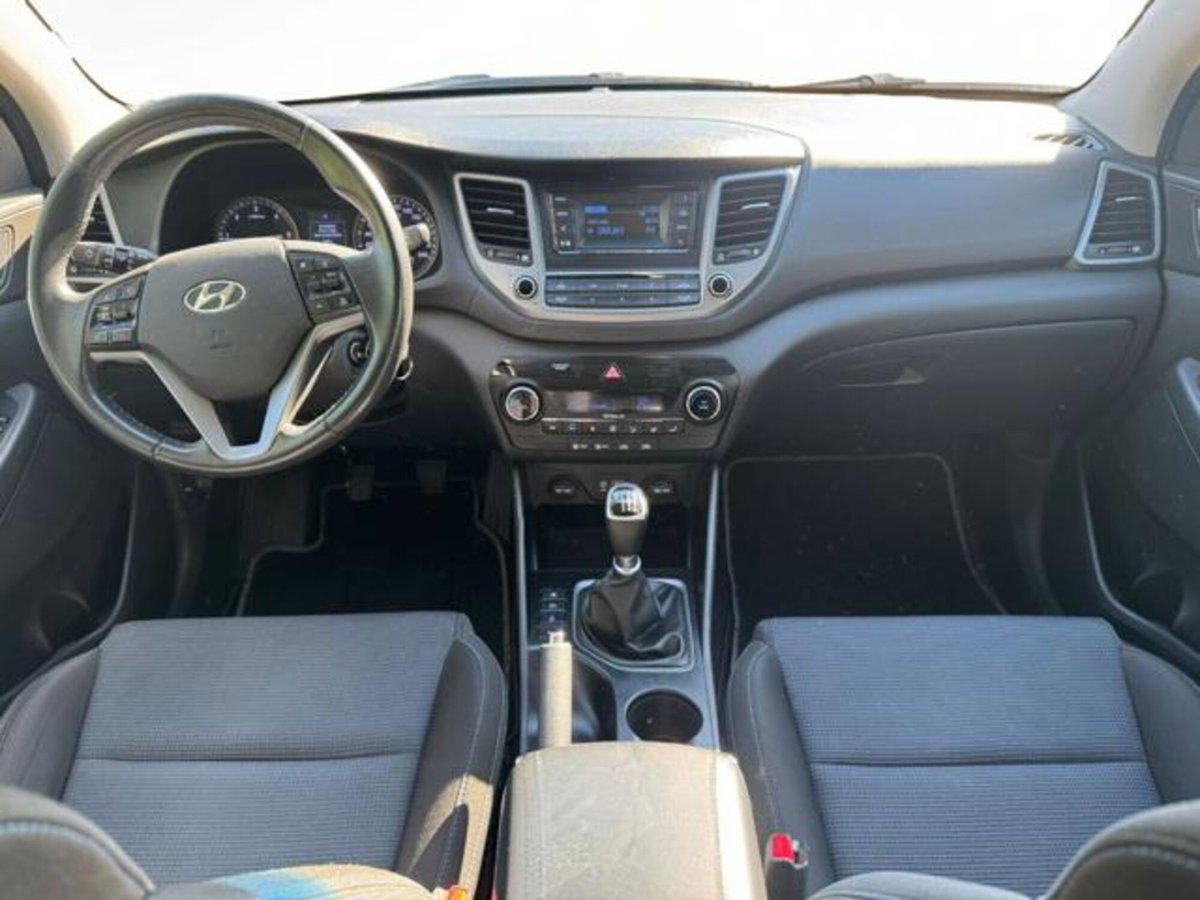 Hyundai Tucson 1.7 CRDi Comfort (15)