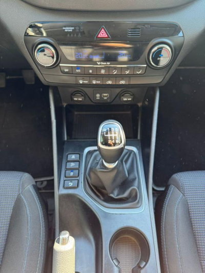 Hyundai Tucson 1.7 CRDi Comfort (19)