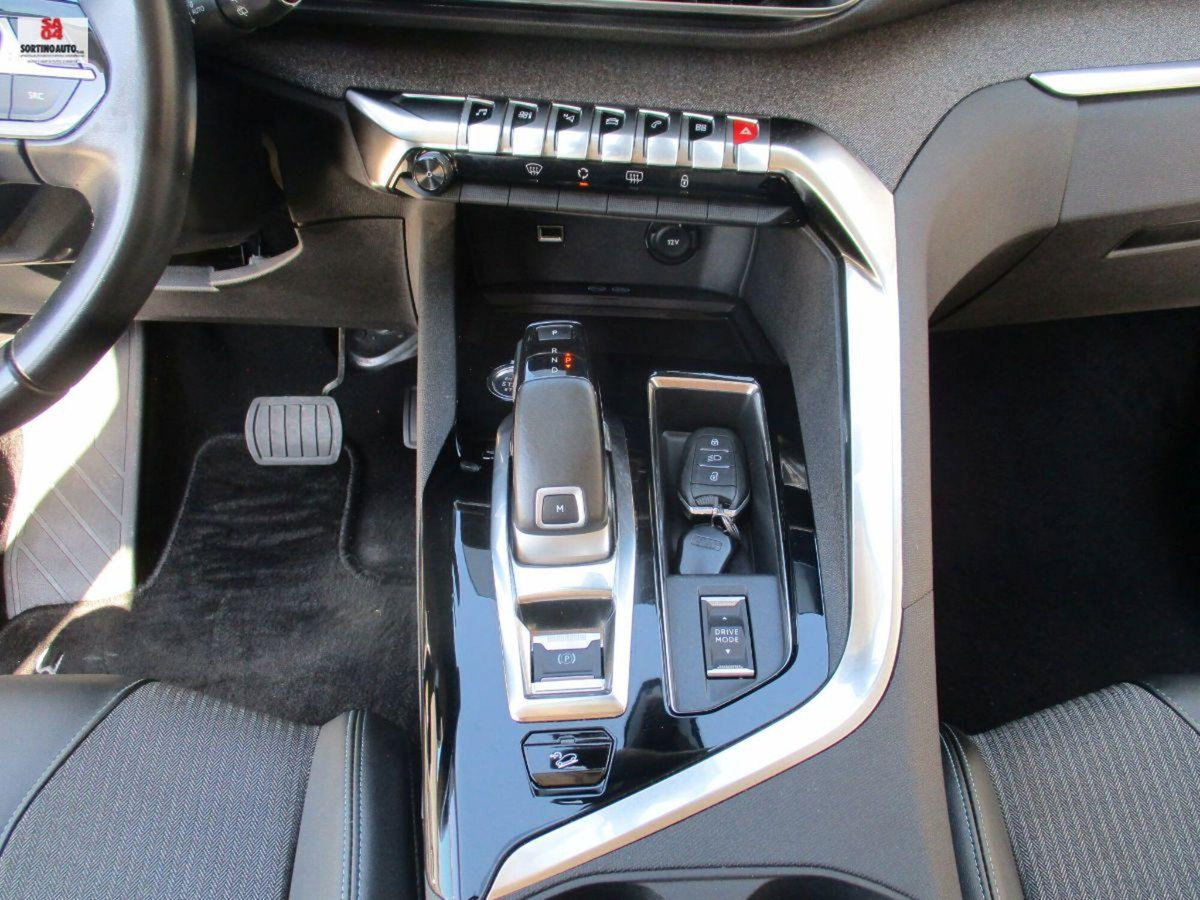 Peugeot 3008 BlueHDi 130 S&S EAT8 Allure Pack (13)