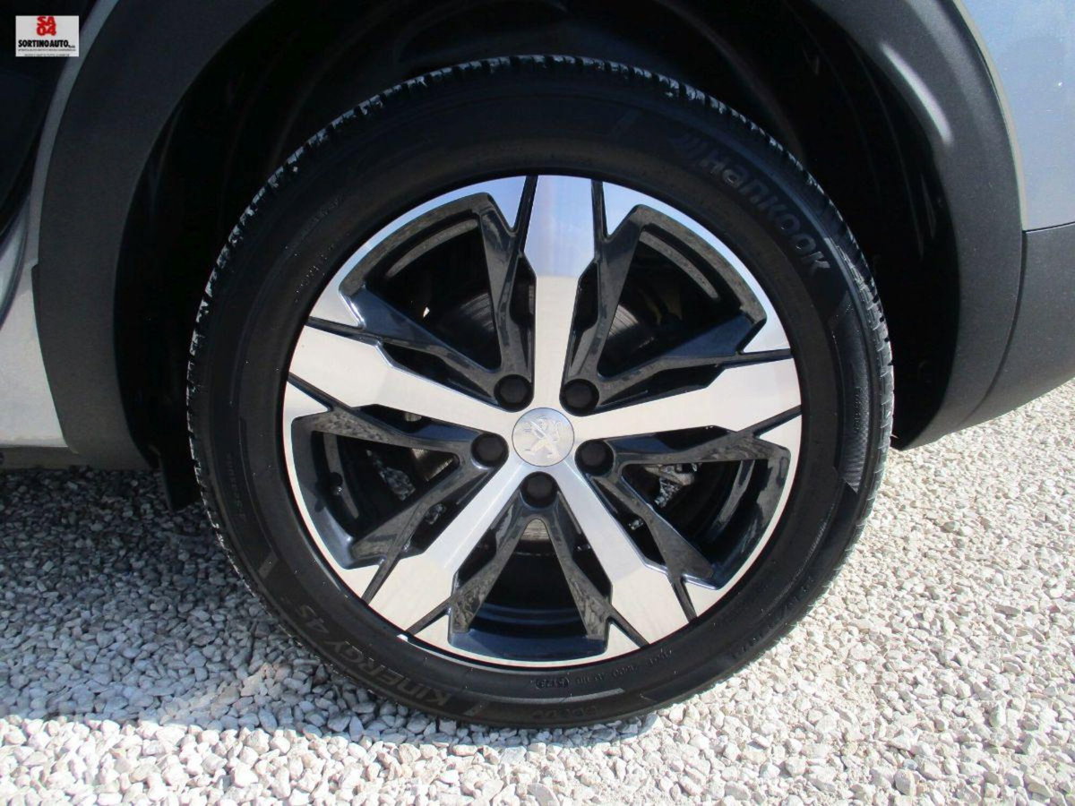 Peugeot 3008 BlueHDi 130 S&S EAT8 Allure Pack (7)