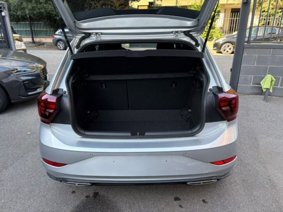 Volkswagen Polo 1.0 tsi R-Line 115cv dsg (16)