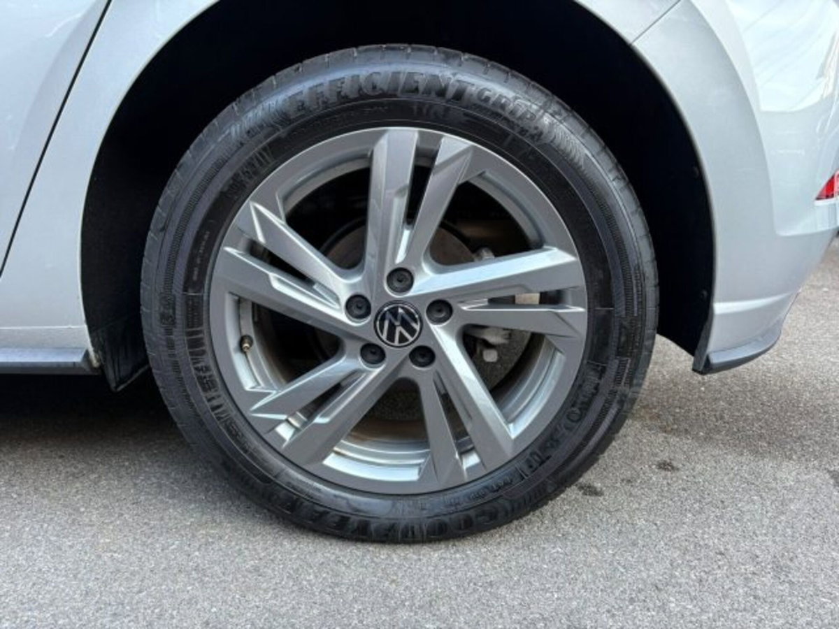 Volkswagen Polo 1.0 tsi R-Line 115cv dsg (17)