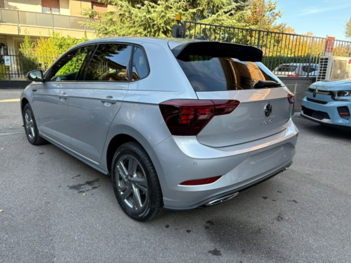 Volkswagen Polo 1.0 tsi R-Line 115cv dsg (5)