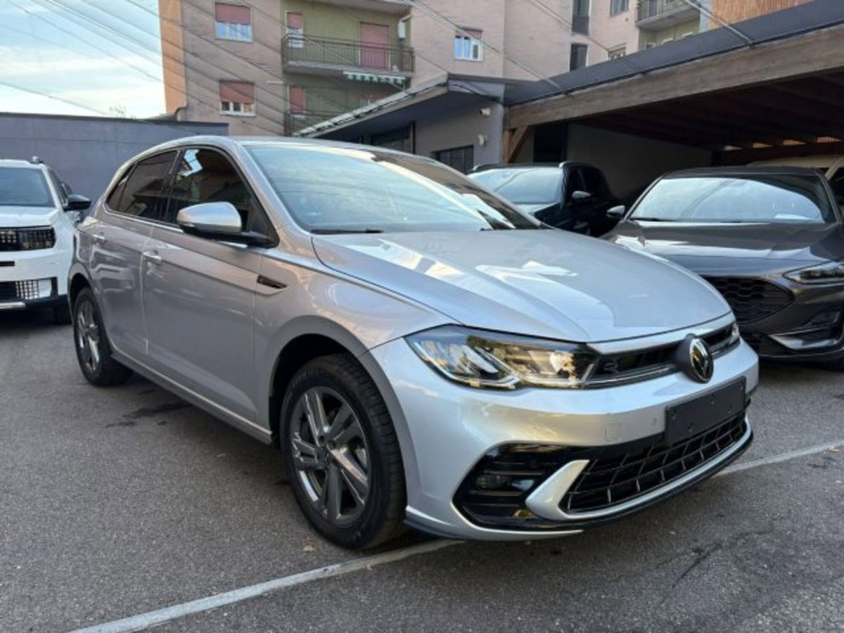 Volkswagen Polo 1.0 tsi R-Line 115cv dsg (2)