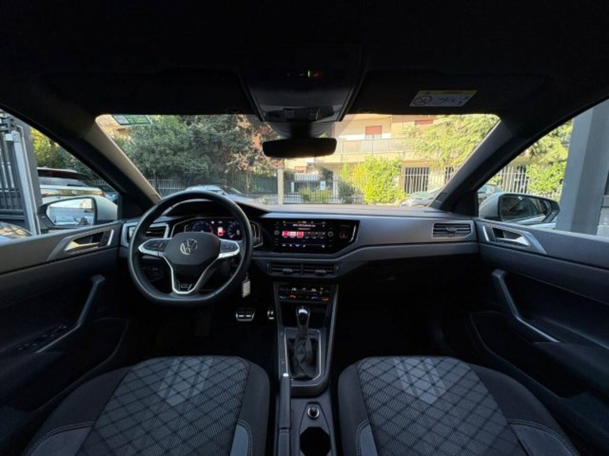 Volkswagen Polo 1.0 tsi R-Line 115cv dsg (7)