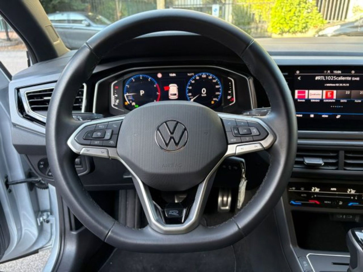 Volkswagen Polo 1.0 tsi R-Line 115cv dsg (9)