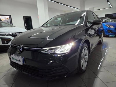 Volkswagen Golf Variant 2.0 TDI SCR DSG Life (9)
