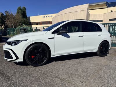 Volkswagen Golf 1.5 eTSI 130 CV EVO ACT DSG R-Line usata