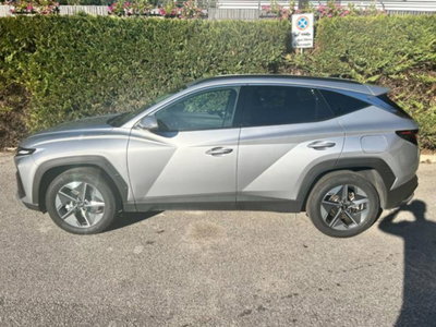 Hyundai Tucson 1.6 crdi 48V Business 2wd dct (3)