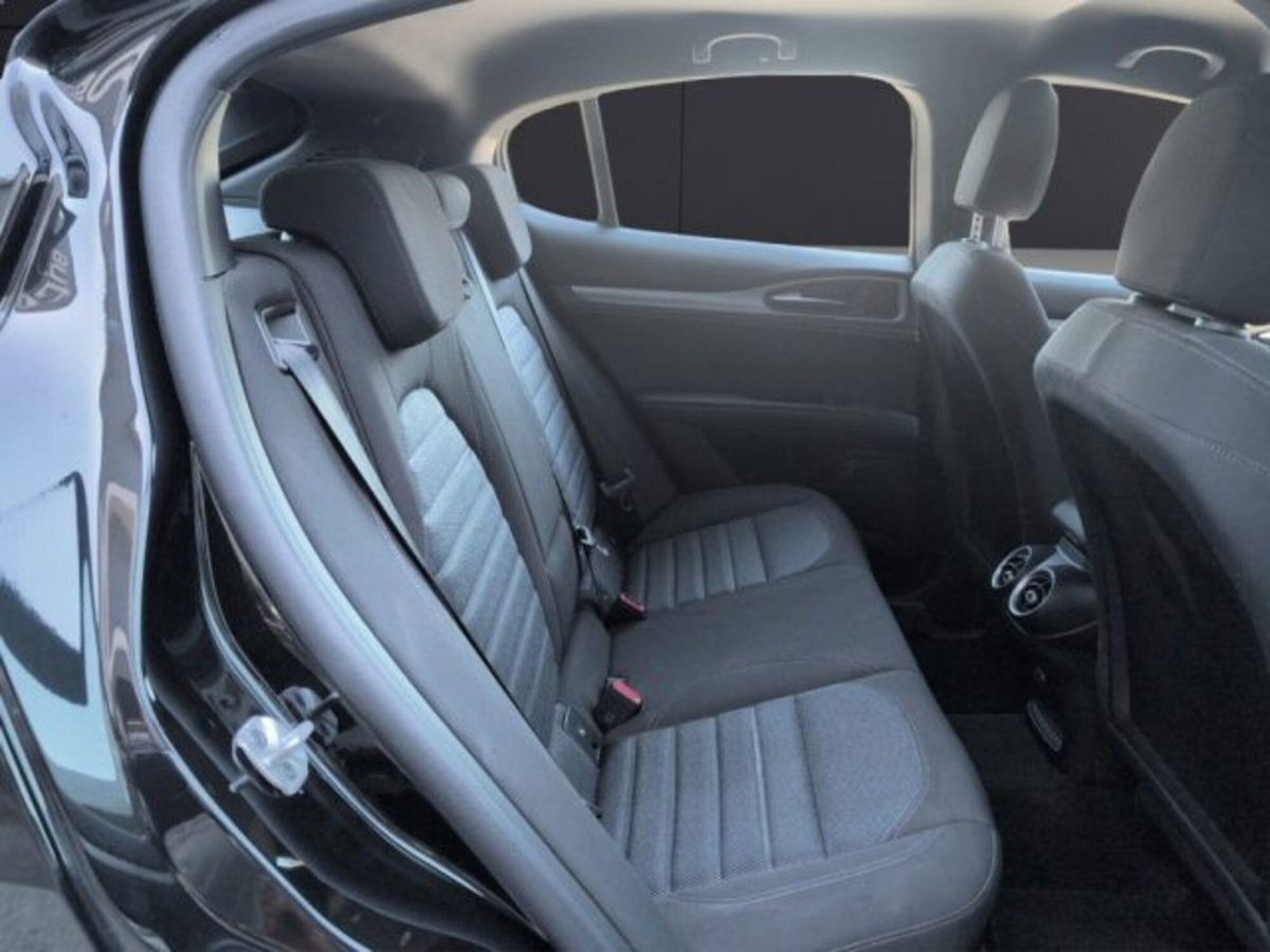 Alfa Romeo Stelvio Stelvio 2.2 Turbodiesel 160 CV AT8 RWD Sprint (14)