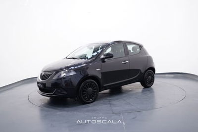 Lancia Ypsilon 1.0 FireFly 5 porte S&S Hybrid Gold Plus usata