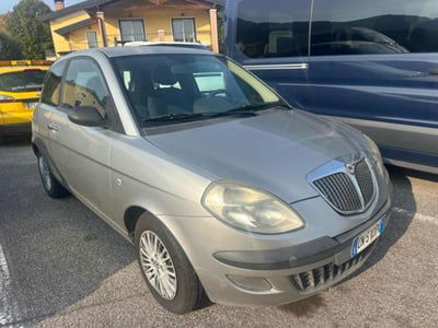 Lancia Ypsilon 16V Argento