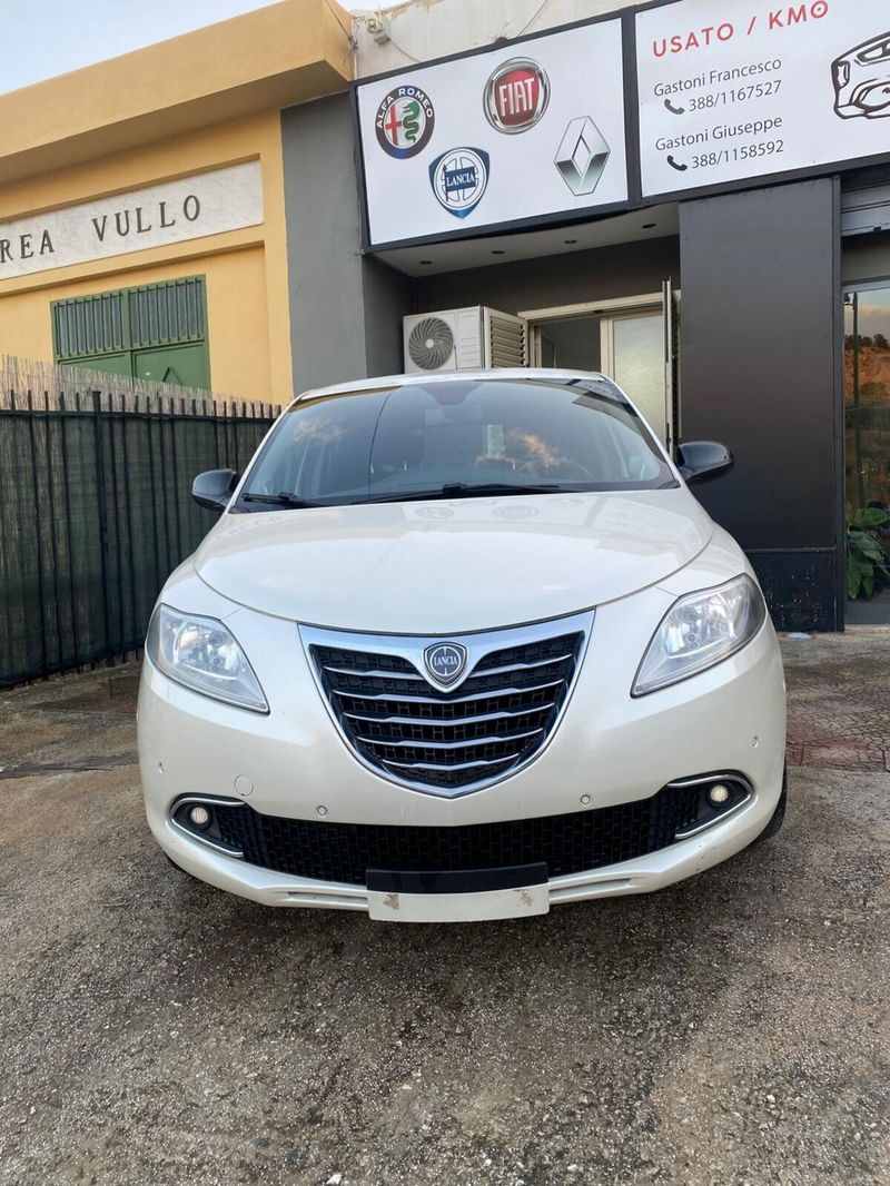 Lancia Ypsilon 1.3 MJT 75 CV Platinum