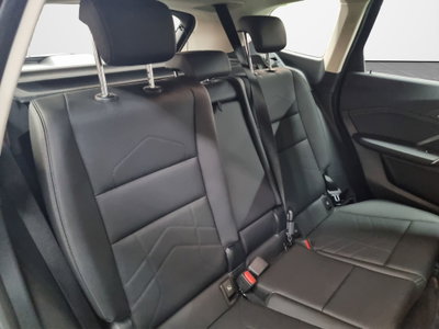 BMW X1 sDrive 18d xLine (18)