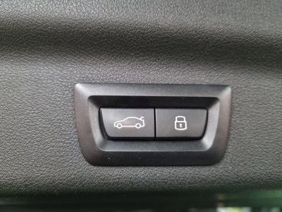BMW X1 sDrive 18d xLine (20)