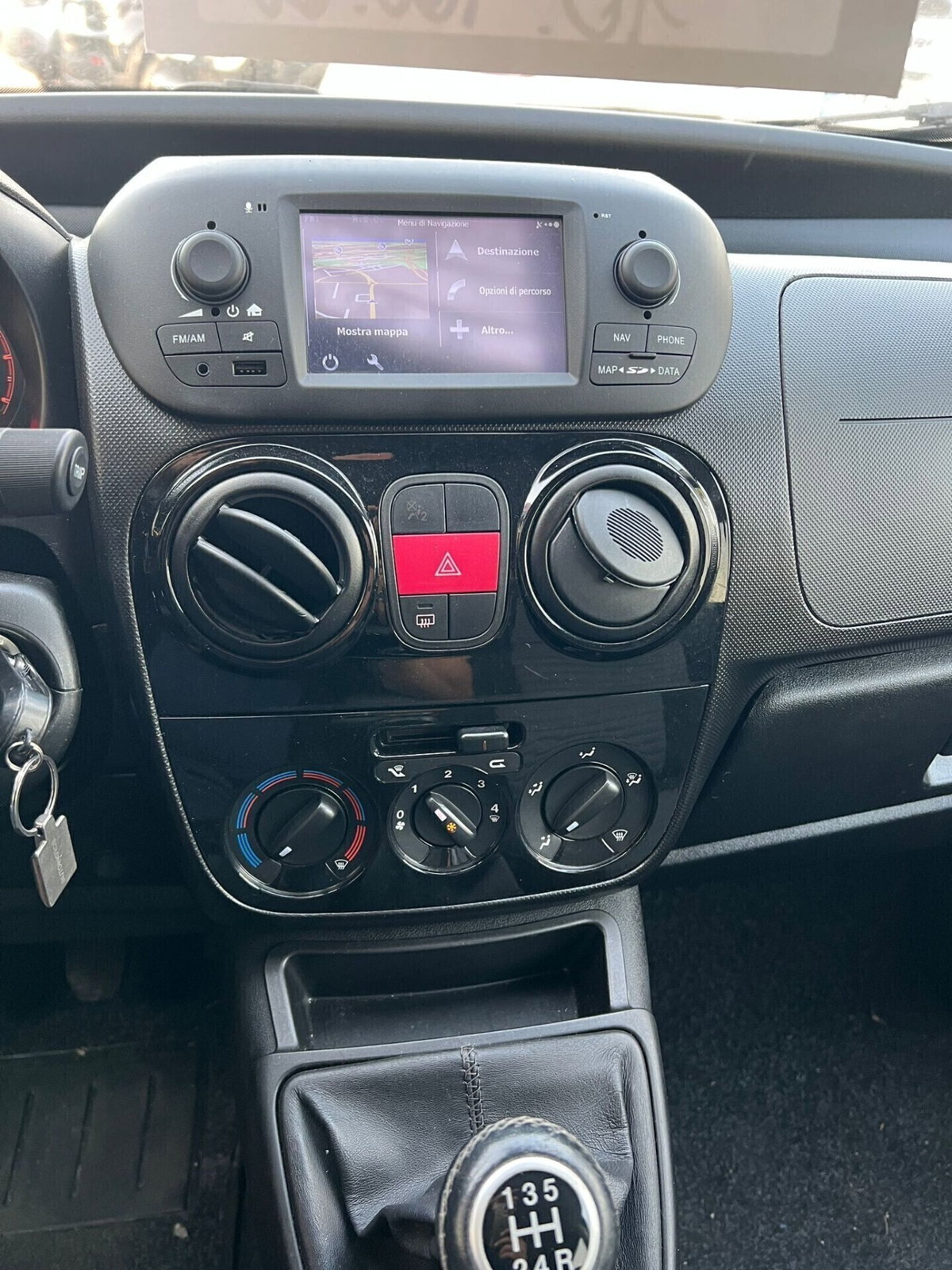 Fiat Qubo 1.3 MJT 80 CV Trekking (10)