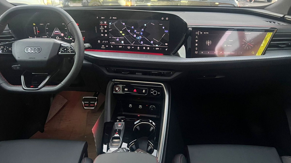 Audi Q5 Sportback 40 2.0 tdi mhev 12V S line Plus quattro s-tronic (13)