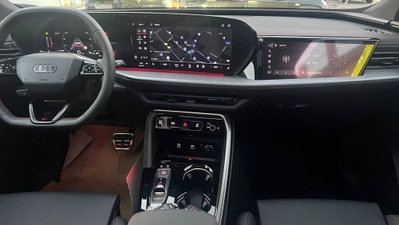 Audi Q5 Sportback 40 2.0 tdi mhev 12V S line Plus quattro s-tronic (13)