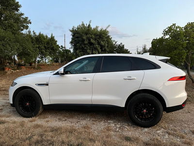 Jaguar F-Pace 2.0 D 180 CV AWD aut. Portfolio usata