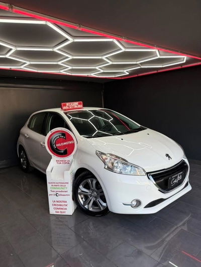 Peugeot 208 e-HDi 92 CV Stop&Start 3 porte Allure usata
