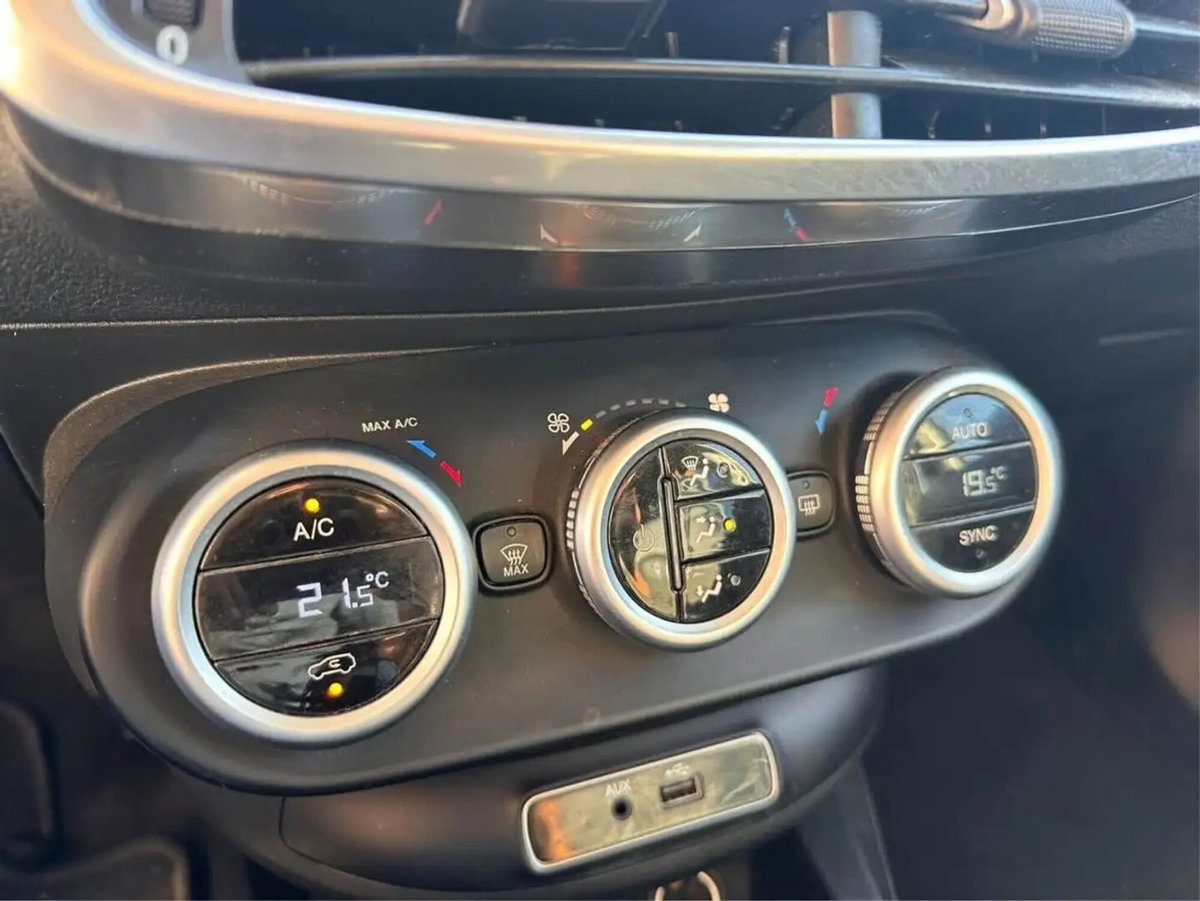 Fiat 500X 1.6 MultiJet 120 CV Cross (9)