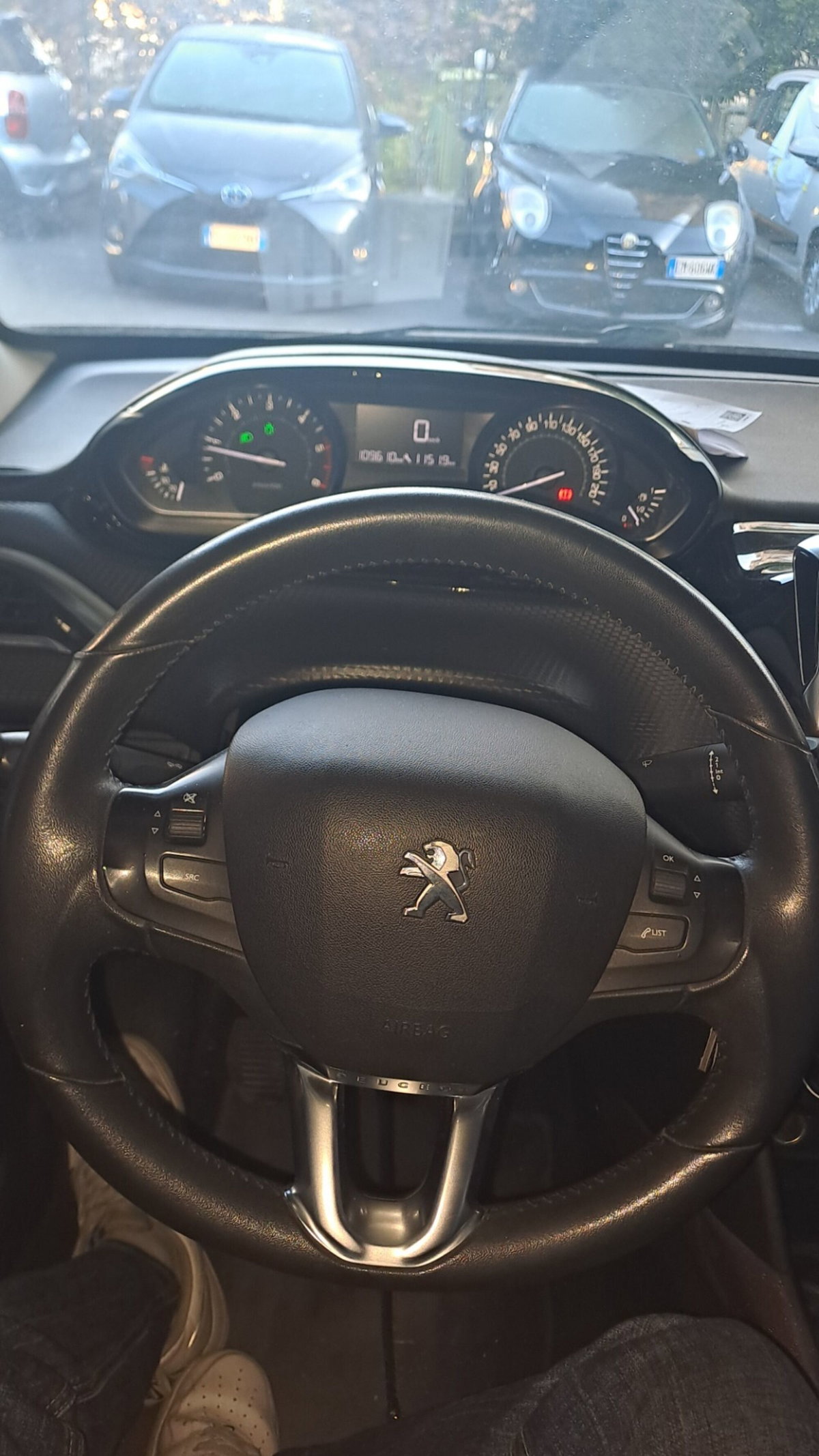 Peugeot 2008 75 Active (5)